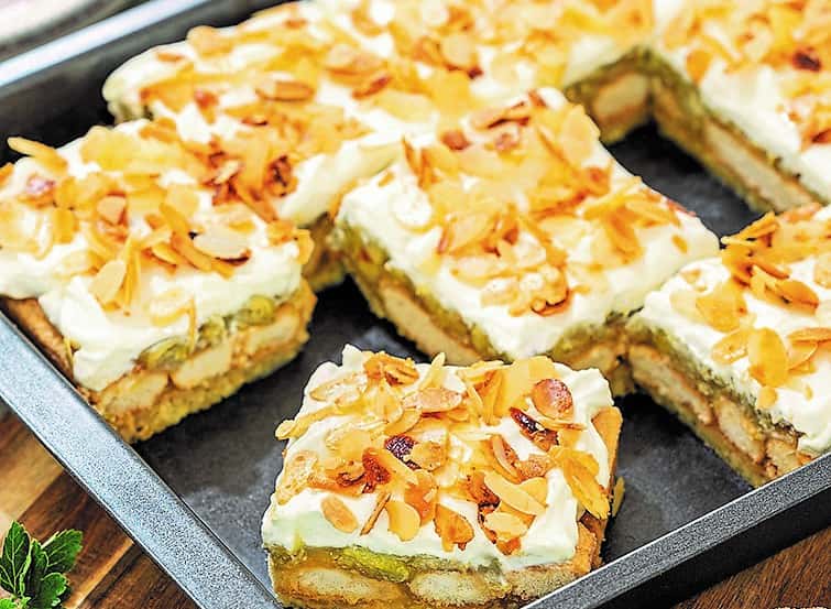 Stachelbeer-Schmand-Kuchen vom Blech Stachelbeer-Schmand-Kuchen vom Blech